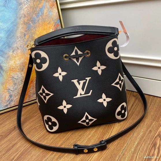 WIS NÉONOÉ LOUIS VUITTON 1110